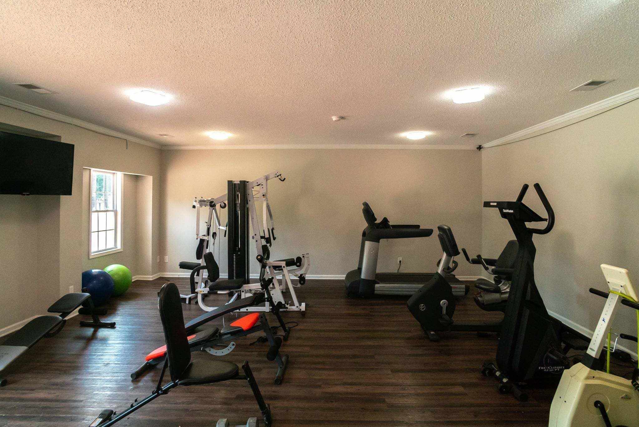 gym at Retreat at Copper Creek located in Greensboro, NC